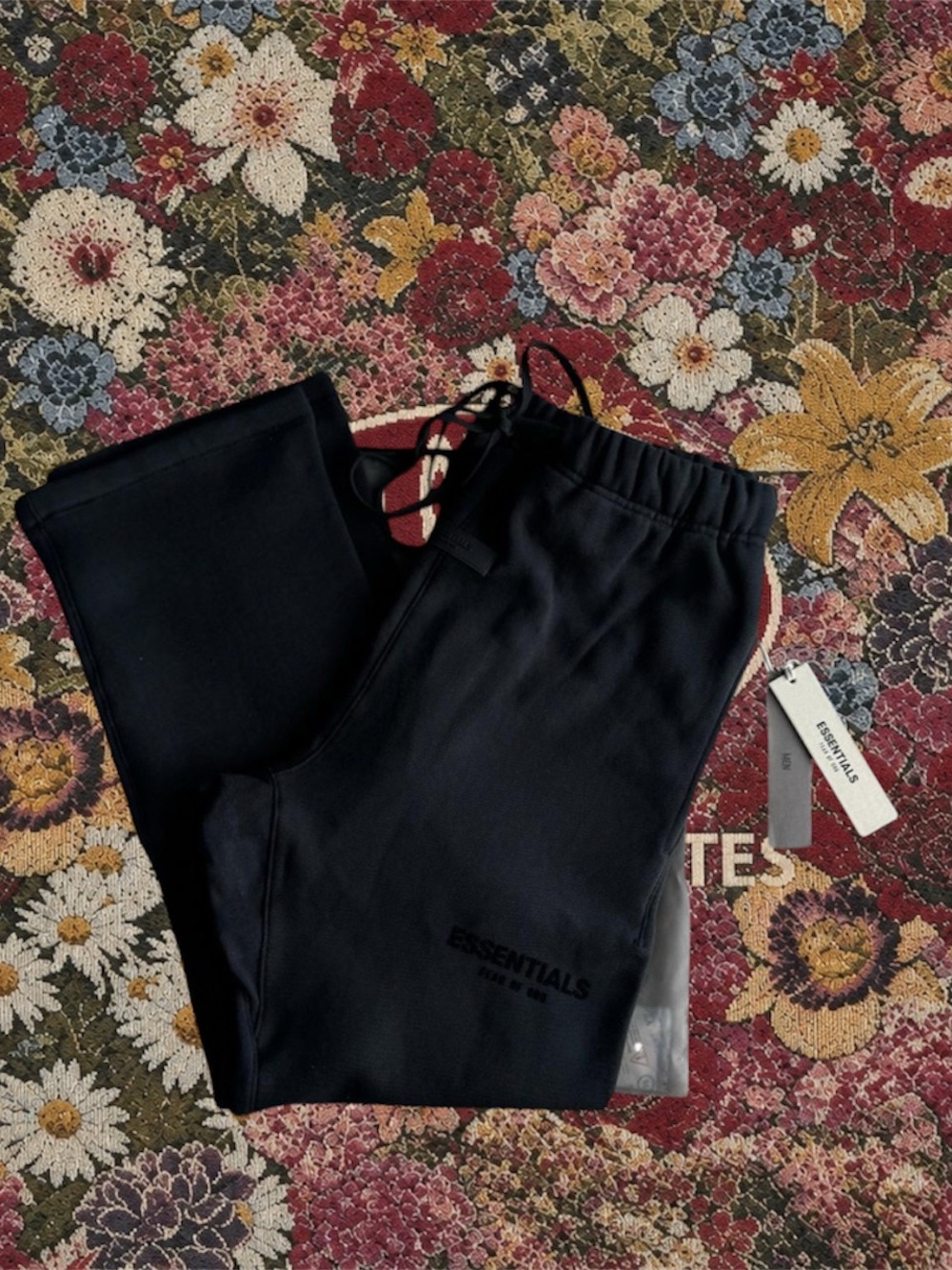 Essentials Stretch Limo Uncuffed Sweatpants - Picture 2 of 3